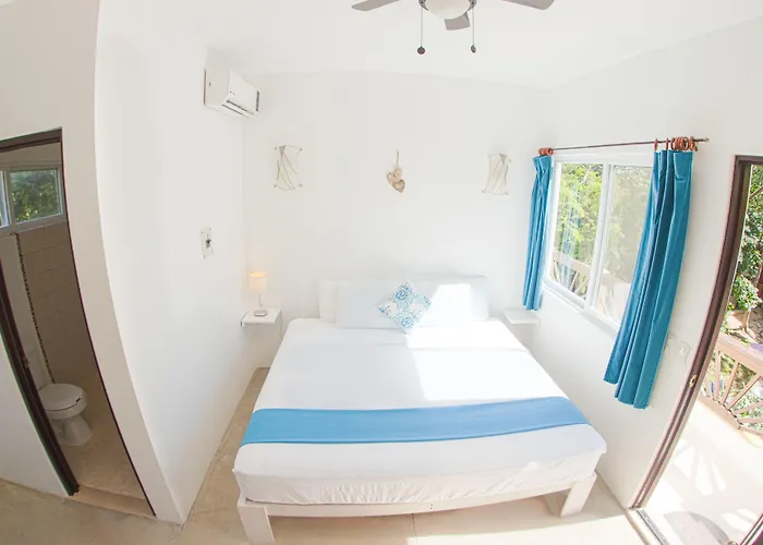 Mango Hotel